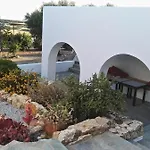 G - Kamari Village