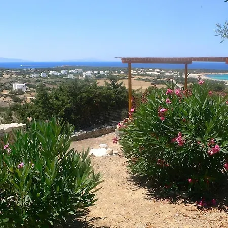 G - Kamari Village *