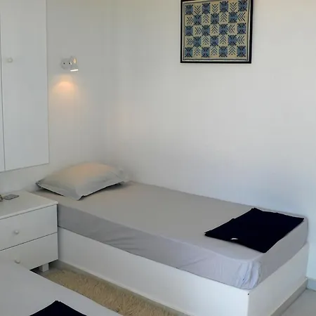 G - Kamari Village بيت للعطل
